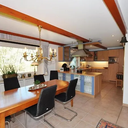 Nyaraló Duenenkrone *